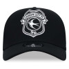 BLACK & WHITE CREST