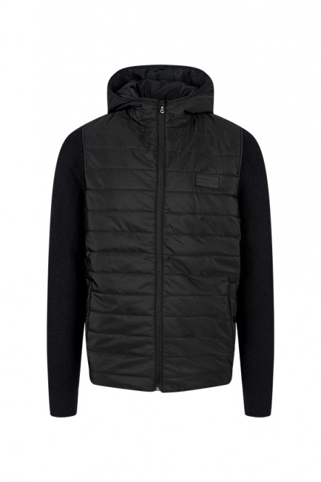 CARRICK JACKET