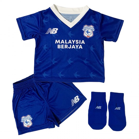 Cardiff city kids kit 2025