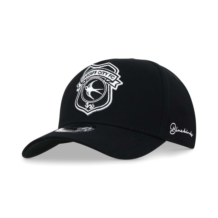 BLACK & WHITE CREST